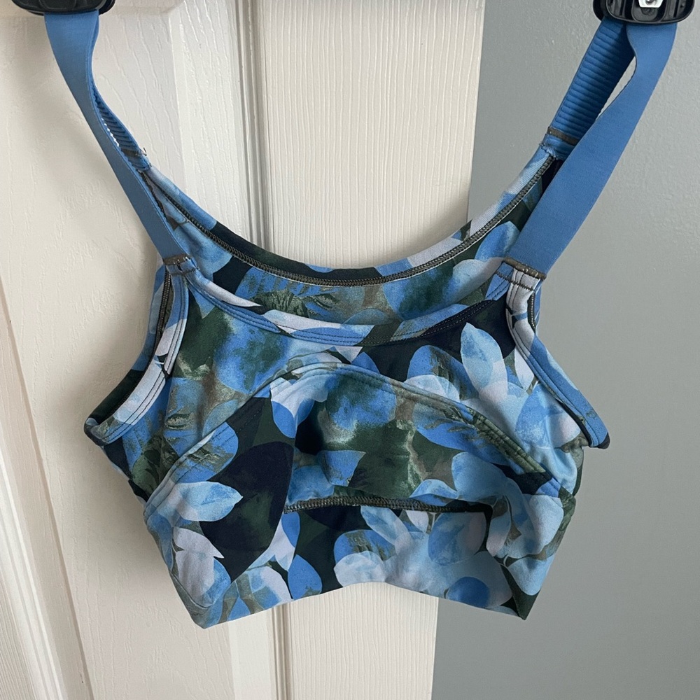 Aerie Floral Sports Bra or Crop Size Small